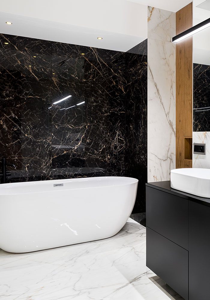 UV Printed Black Marble Bathroom Glass Splashback